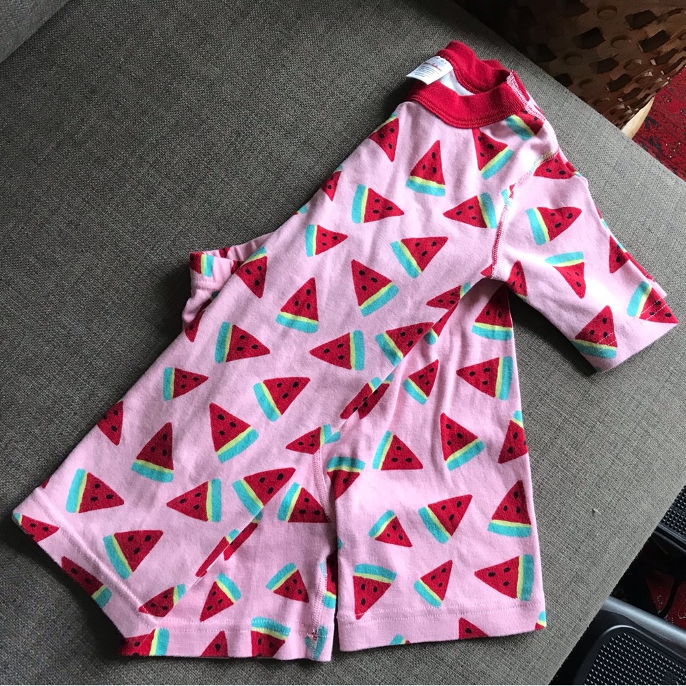 EUC Hanna Andersson Watermelon short john pajamas